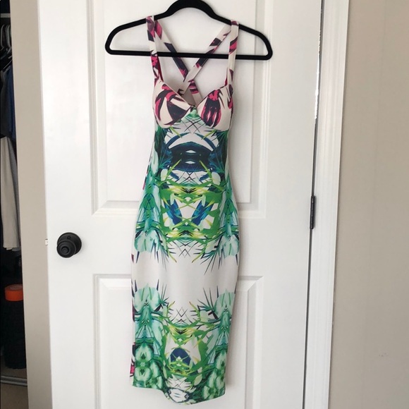 Dresses & Skirts - Cocktail dress size 8 Dresses & Skirts - Cocktail dress size 8